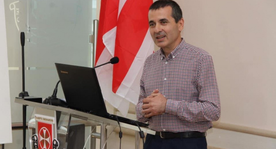 „გლობალური კონკურენციის გამოწვევები და მენეჯმენტის ჰუმანიზების პრიორიტეტები“