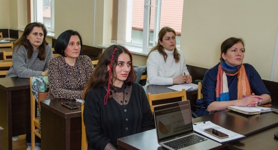 ტრენინგი თემაზე: "ენაზე დაფუძნებული დასწავლის სირთულის (LLD) მქონე მოსწავლის იდენტიფიკაცია კლას...