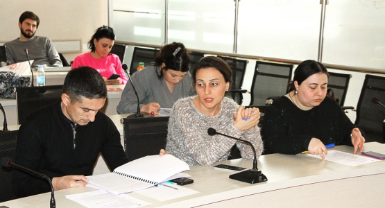 საერთაშორისო ურთიერთობების საბაკალავრო პროგრამაზე ნაშრომის დაცვა გაიმართა