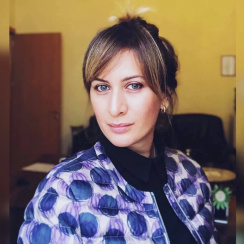 ნინო აბრამიშვილი